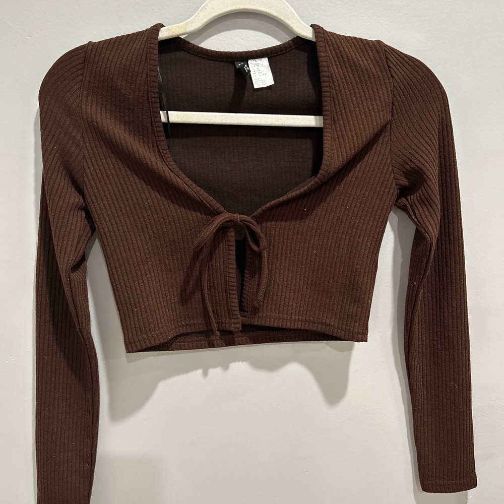 H&M cropped sweater top